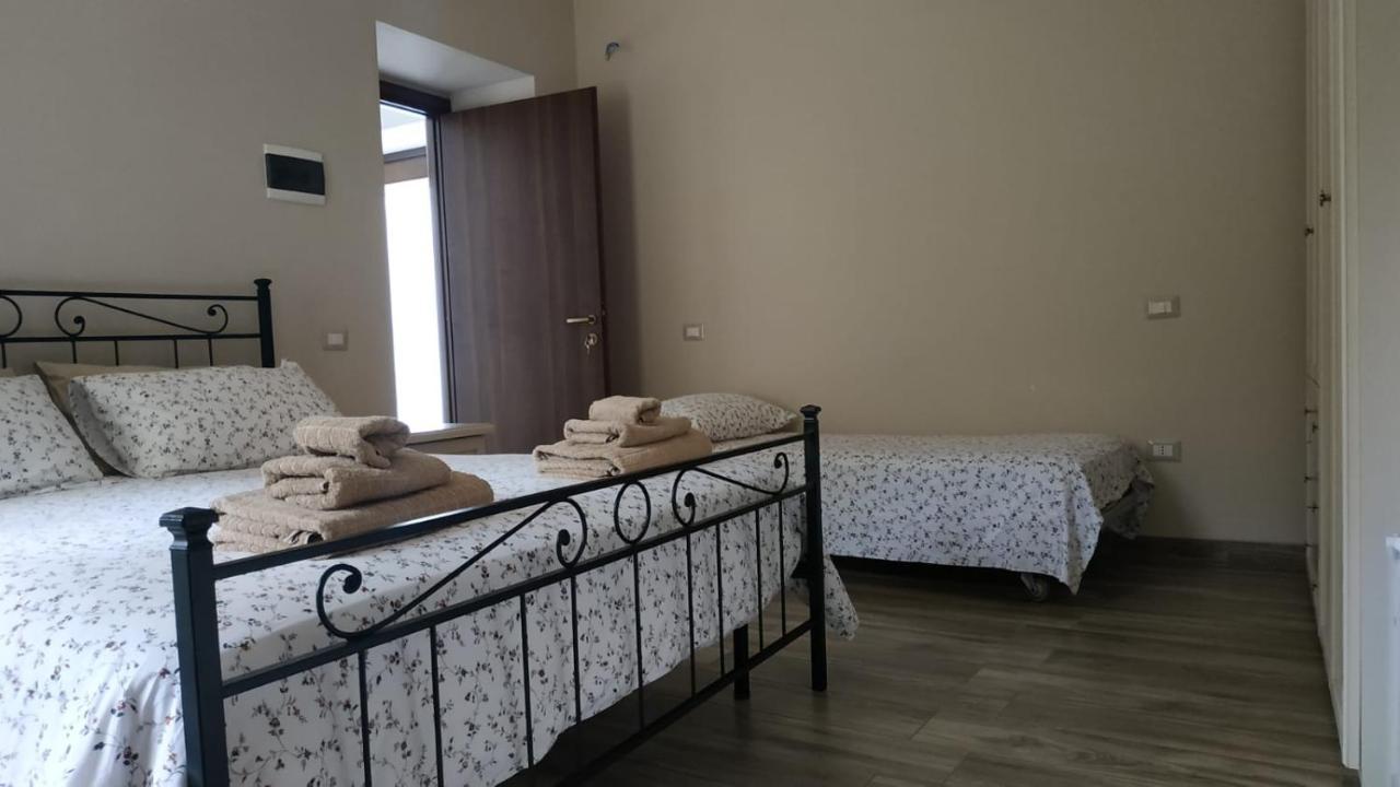 "Il Casaletto" Agriturismo Moderno, Vista Panoramica E Cibo Spettacolare- Scurcola Marsicana Екстериор снимка