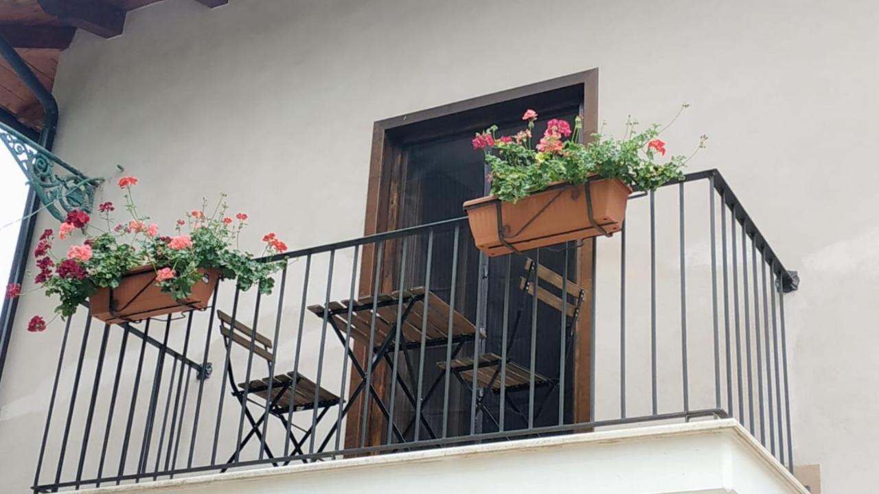 "Il Casaletto" Agriturismo Moderno, Vista Panoramica E Cibo Spettacolare- Scurcola Marsicana Екстериор снимка