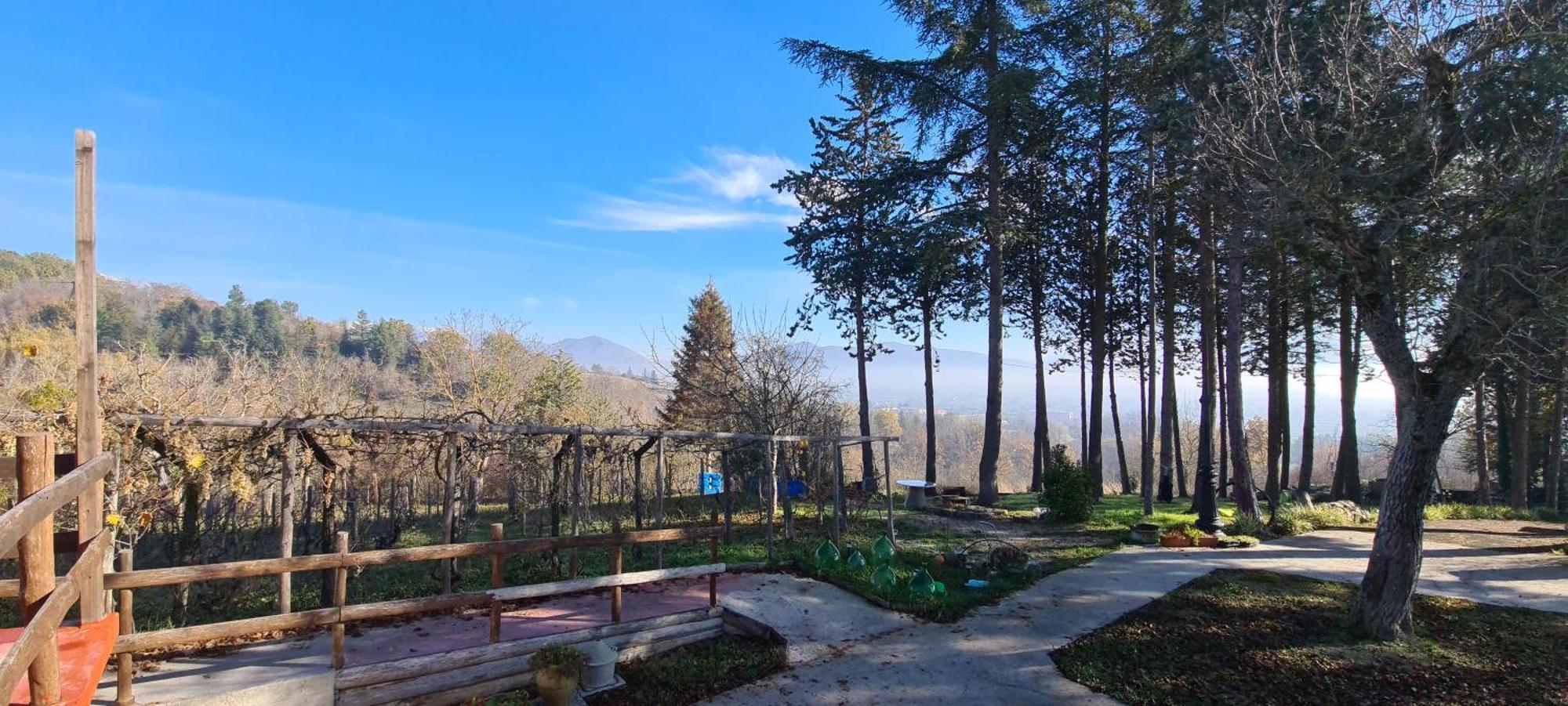 "Il Casaletto" Agriturismo Moderno, Vista Panoramica E Cibo Spettacolare- Scurcola Marsicana Екстериор снимка